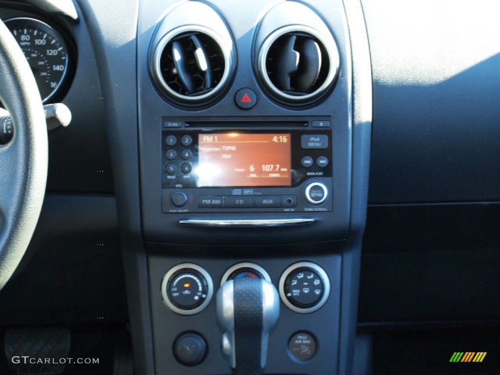 2011 Rogue SV - Silver Ice Metallic / Black photo #12