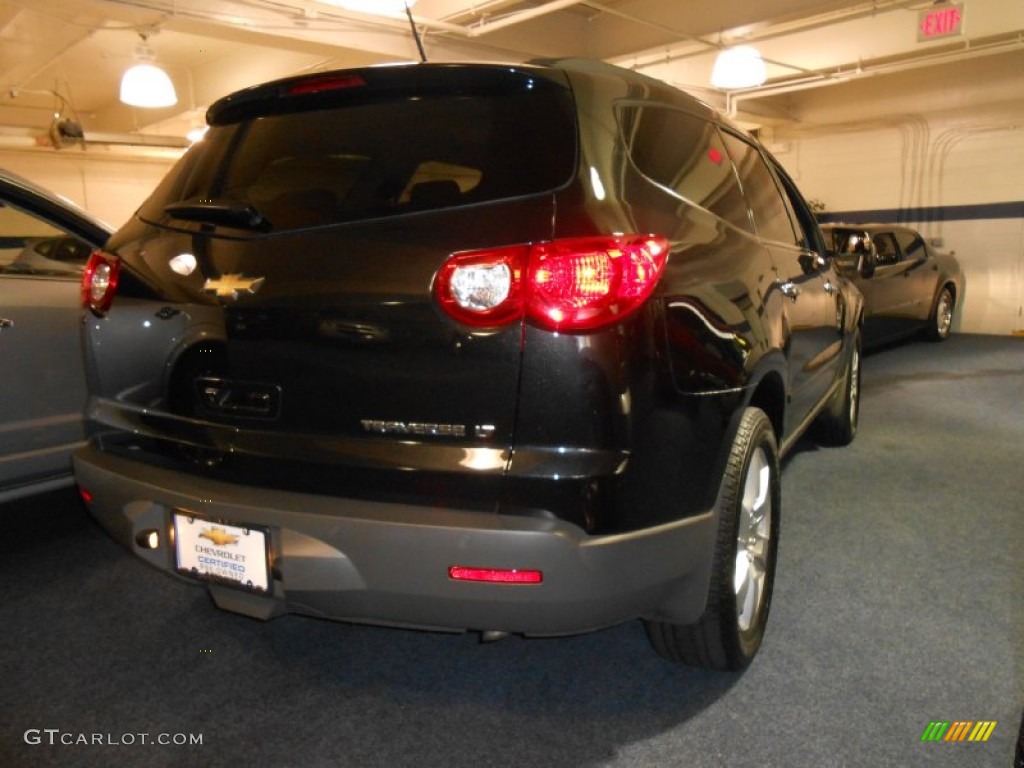 2012 Traverse LT - Black Granite Metallic / Ebony photo #5