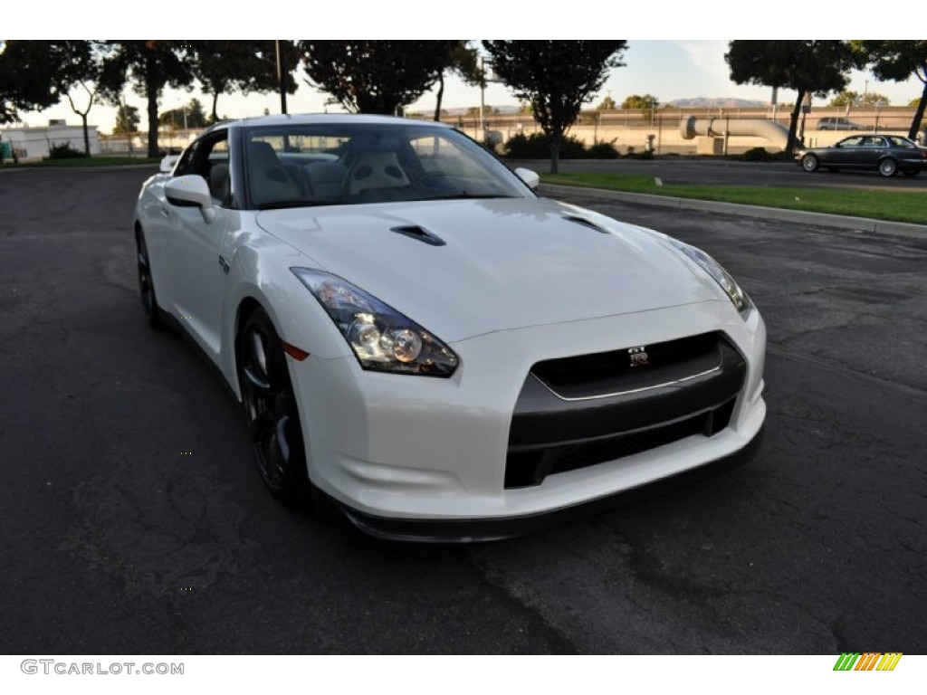2011 GT-R Premium - Pearl White / Gray Leather photo #1