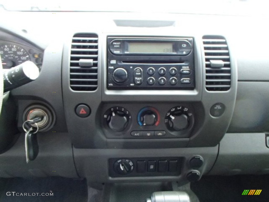 2006 Xterra X 4x4 - Night Armor Pearl / Steel/Graphite photo #15