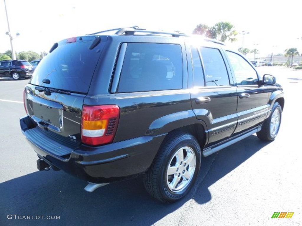 2004 Grand Cherokee Overland - Brillant Black Crystal Pearl / Dark Slate Gray photo #9