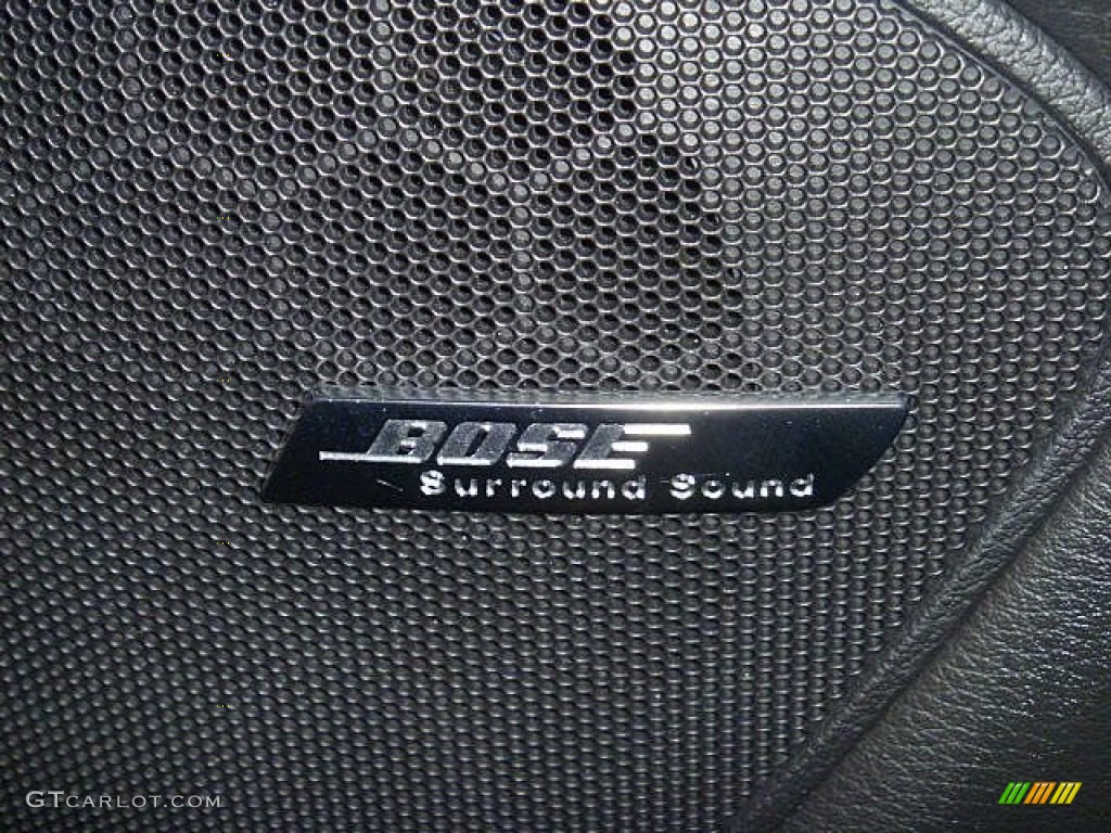 2007 Audi Q7 4.2 Premium quattro Audio System Photos