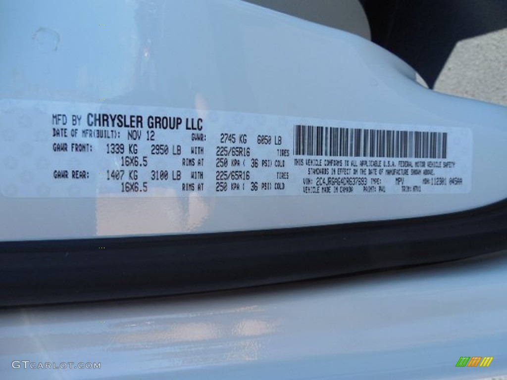 2013 C/V Tradesman - Stone White / Black/Light Graystone photo #24