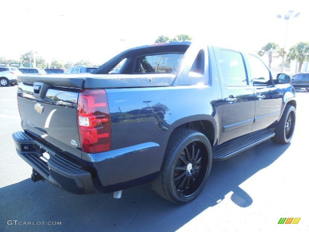 2007 Avalanche LT - Dark Blue Metallic / Ebony photo #8
