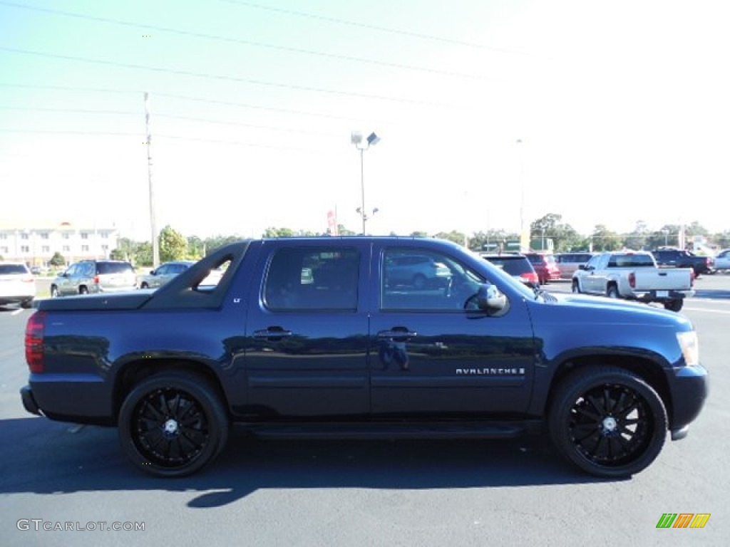 2007 Avalanche LT - Dark Blue Metallic / Ebony photo #9