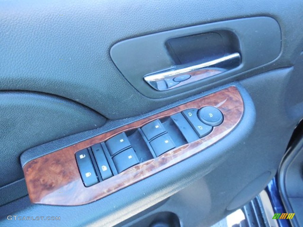 2007 Avalanche LT - Dark Blue Metallic / Ebony photo #17