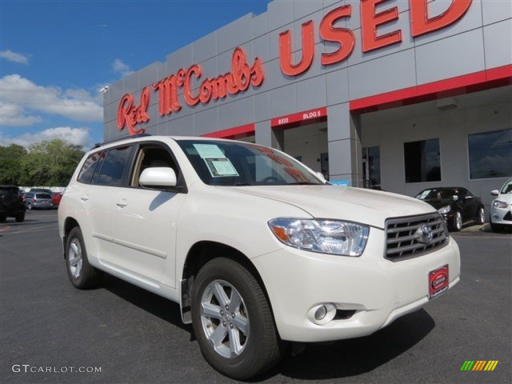 Blizzard White Pearl Toyota Highlander