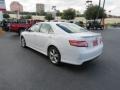 Super White - Camry SE Photo No. 5
