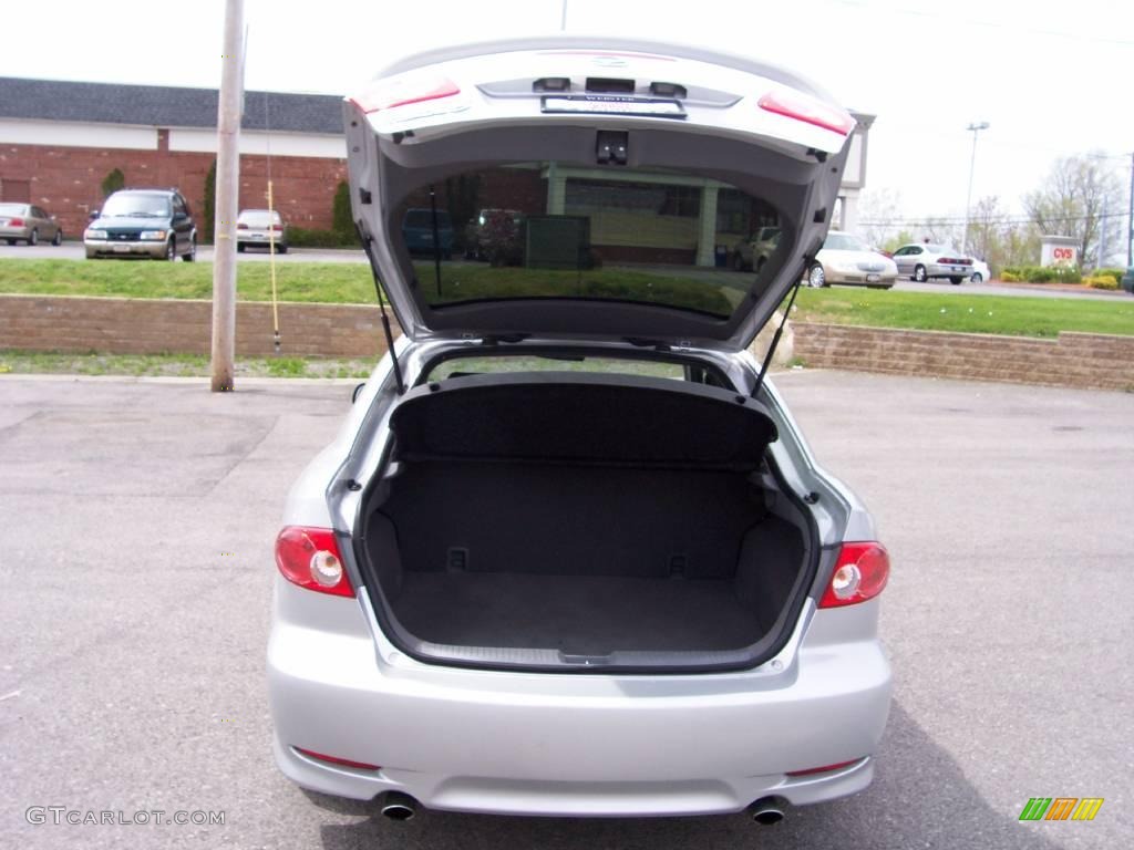 2005 MAZDA6 i Sport Hatchback - Glacier Silver Metallic / Gray photo #18