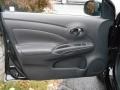 Super Black - Versa 1.6 SV Sedan Photo No. 14