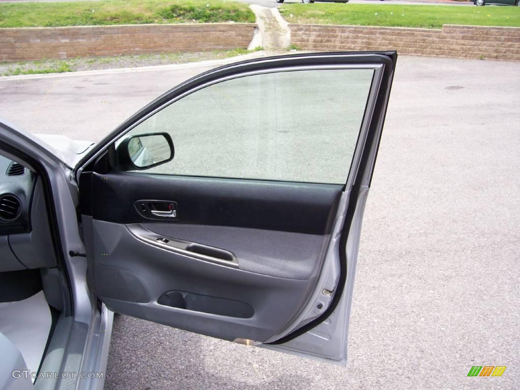 2005 MAZDA6 i Sport Hatchback - Glacier Silver Metallic / Gray photo #23