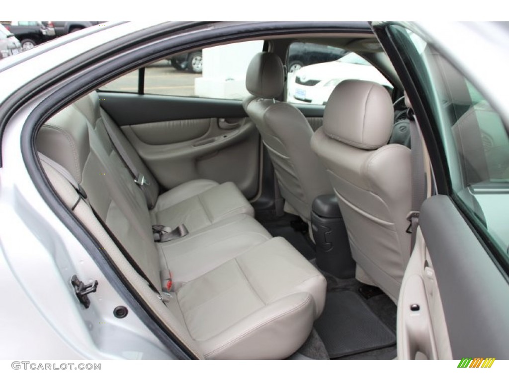2003 Oldsmobile Alero GLS Sedan Rear Seat Photo #86767050