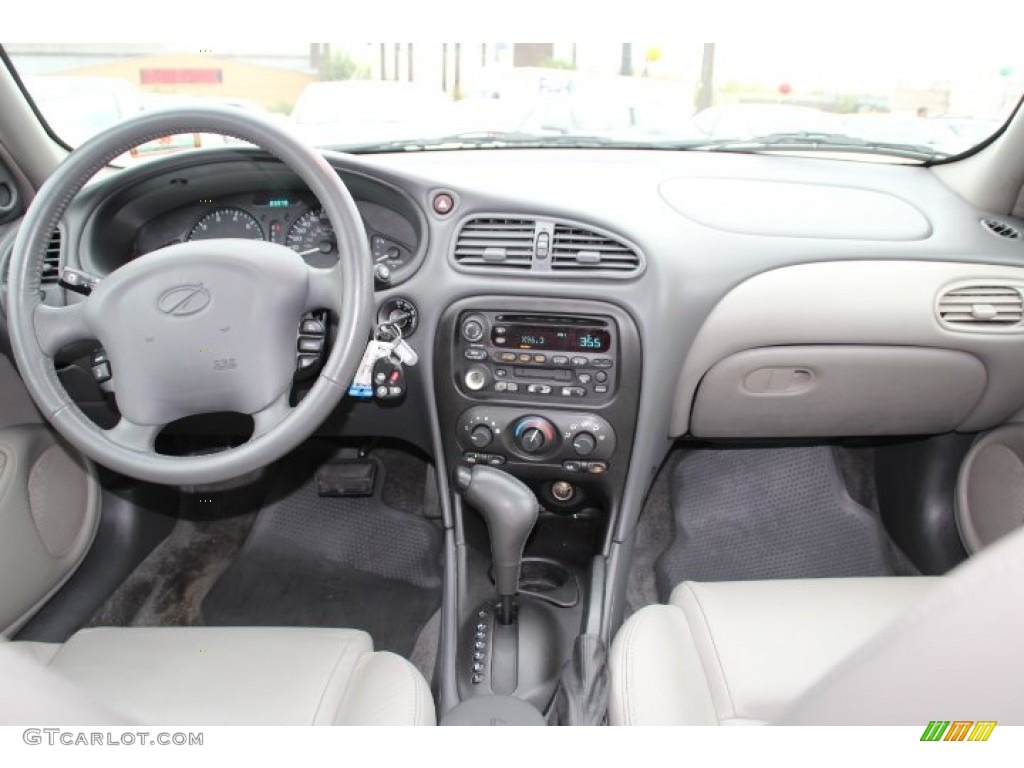 2003 Oldsmobile Alero GLS Sedan Dashboard Photos