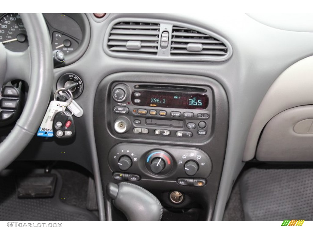 2003 Oldsmobile Alero GLS Sedan Controls Photo #86767080