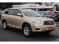 Sandy Beach Metallic 2010 Toyota Highlander Gallery