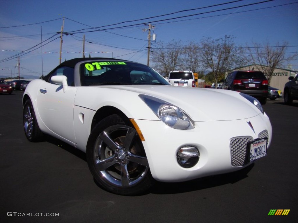 2007 Solstice Roadster - Pure White / Steel/Sand photo #1