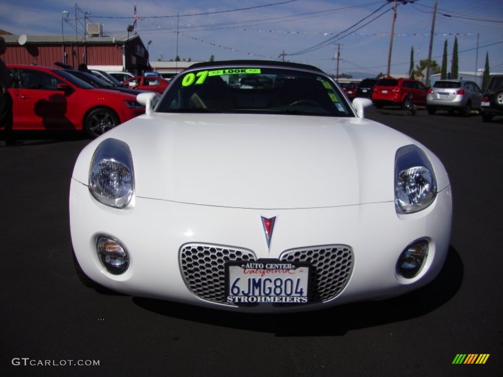 2007 Solstice Roadster - Pure White / Steel/Sand photo #2