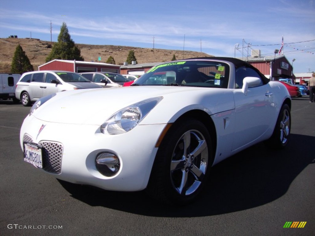 2007 Solstice Roadster - Pure White / Steel/Sand photo #3
