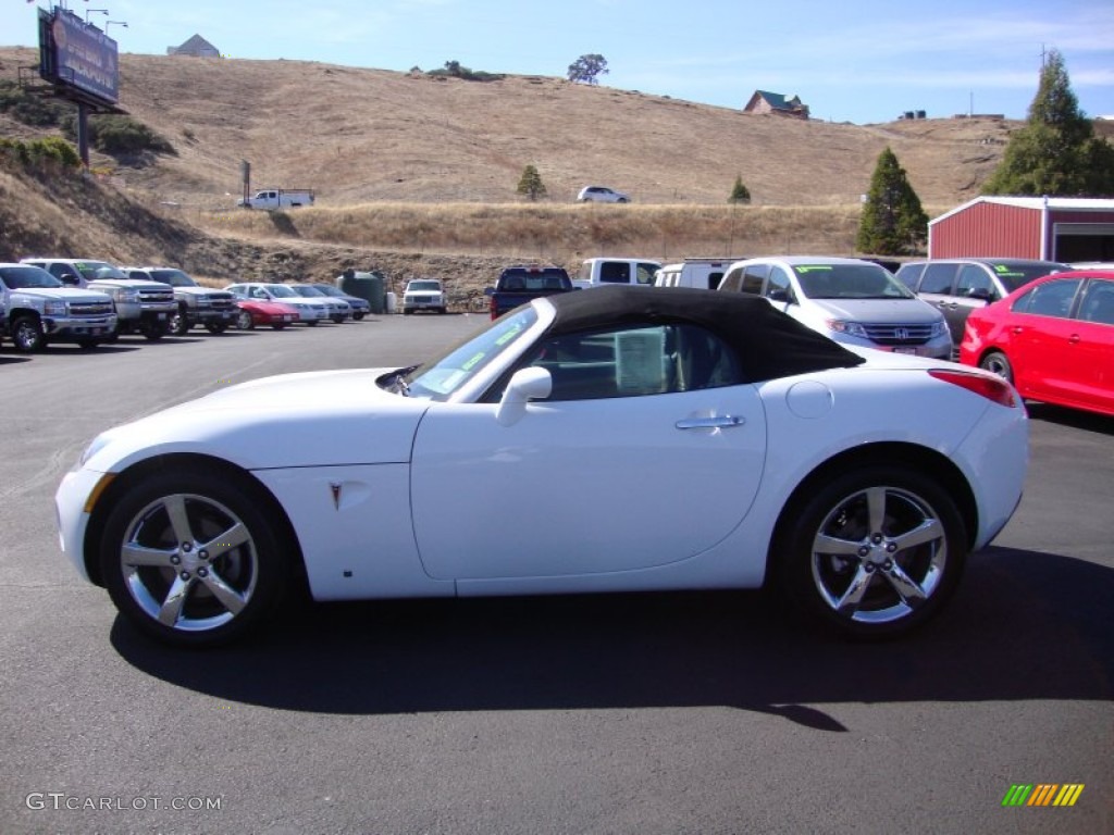 2007 Solstice Roadster - Pure White / Steel/Sand photo #4