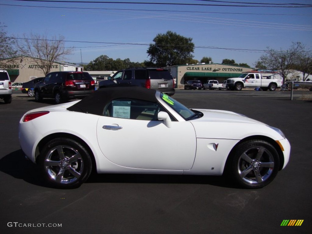 2007 Solstice Roadster - Pure White / Steel/Sand photo #9