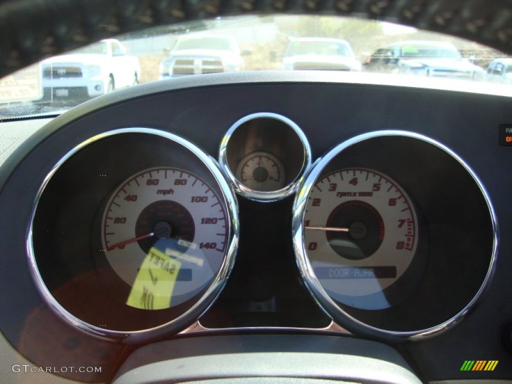 2007 Solstice Roadster - Pure White / Steel/Sand photo #12