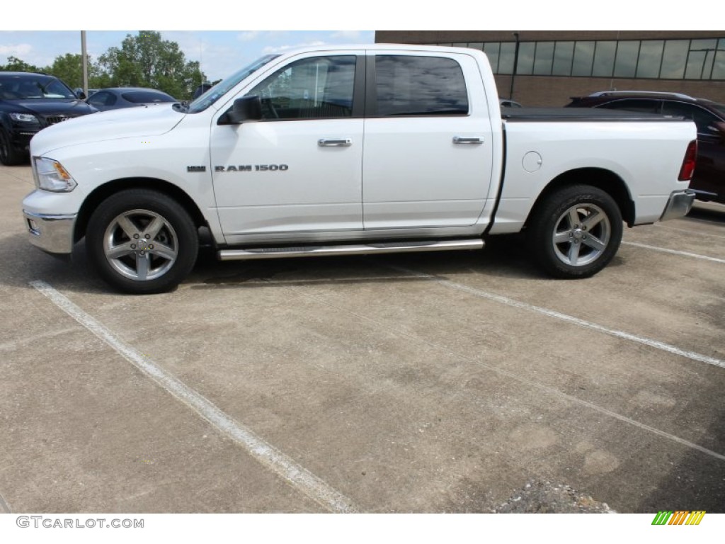 2012 Ram 1500 Lone Star Crew Cab - Bright White / Dark Slate Gray/Medium Graystone photo #5