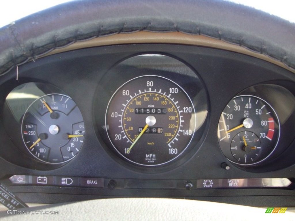 1977 Mercedes-Benz SL Class 450 SL roadster Gauges Photo #86772294
