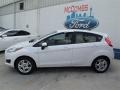 2014 Oxford White Ford Fiesta SE Hatchback  photo #2