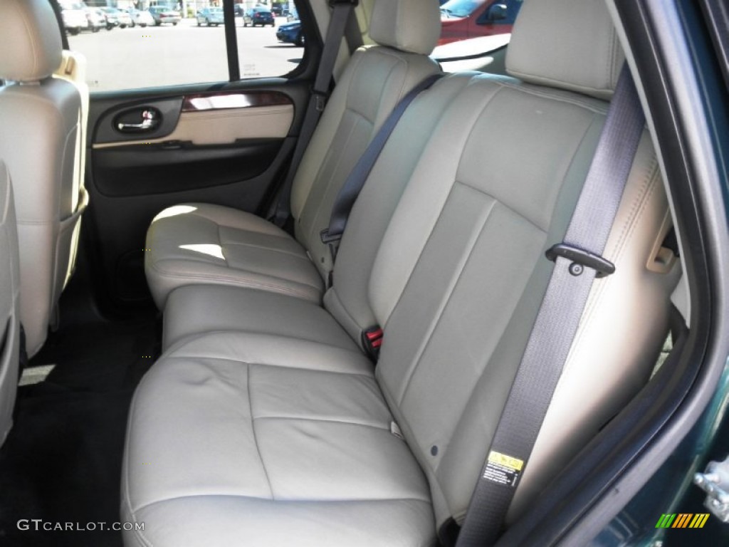 2005 Envoy SLT 4x4 - Emerald Jewel Green Metallic / Light Tan/Ebony photo #25