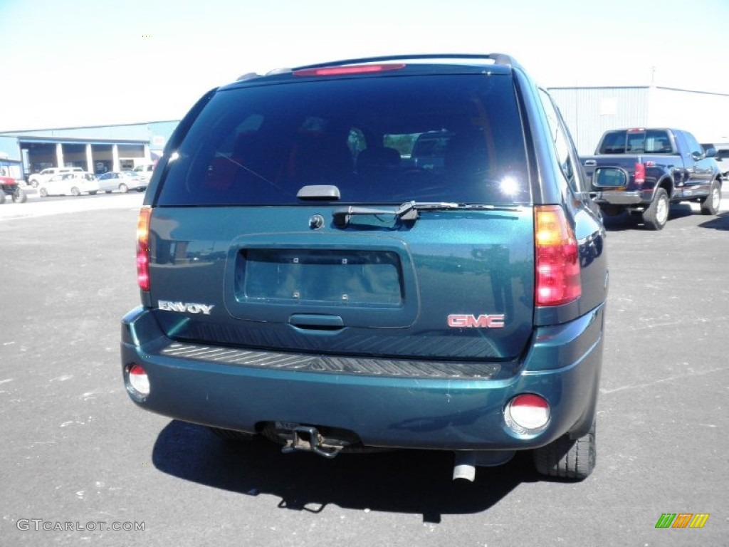2005 Envoy SLT 4x4 - Emerald Jewel Green Metallic / Light Tan/Ebony photo #31