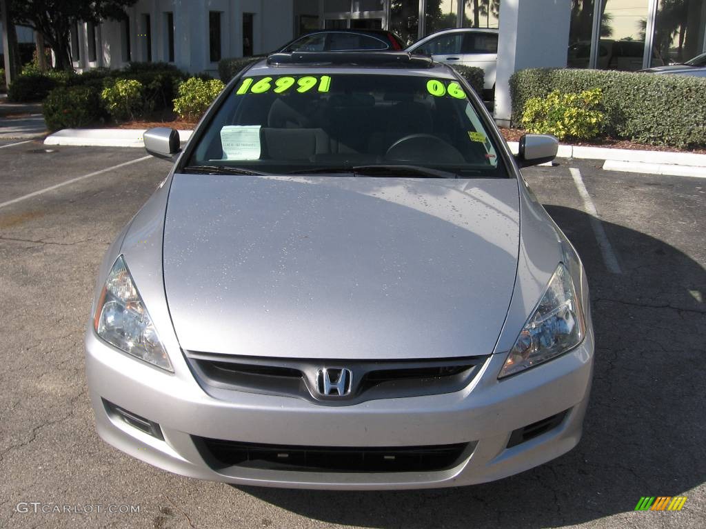 2006 Accord EX Coupe - Alabaster Silver Metallic / Gray photo #7