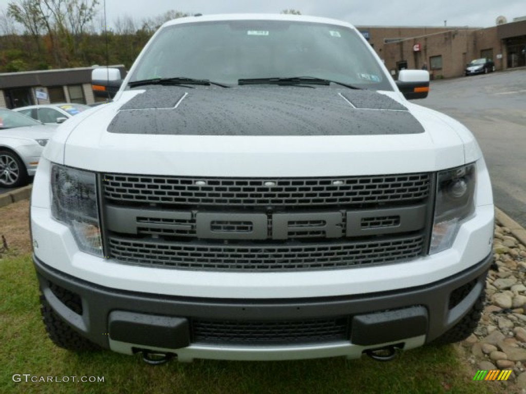 2013 F150 SVT Raptor SuperCrew 4x4 - Oxford White / Raptor Black Leather/Cloth photo #6