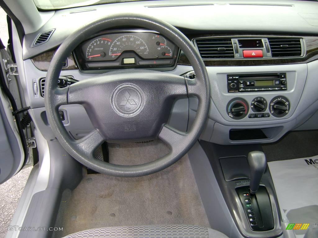 2002 Lancer ES - Munich Silver Metallic / Gray photo #13