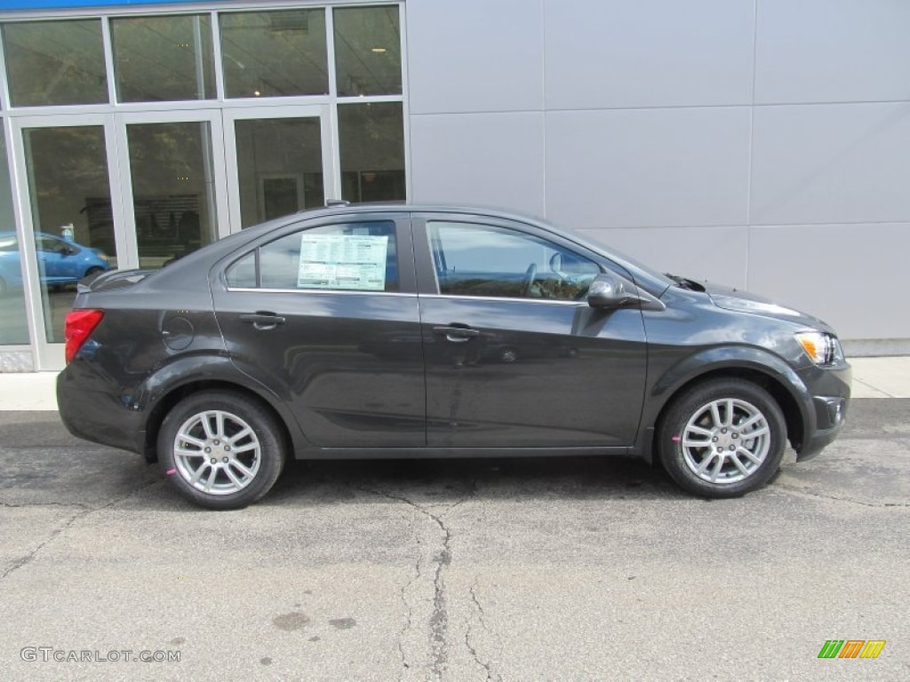 2014 Sonic LT Sedan - Ashen Gray Metallic / Jet Black/Dark Titanium photo #2