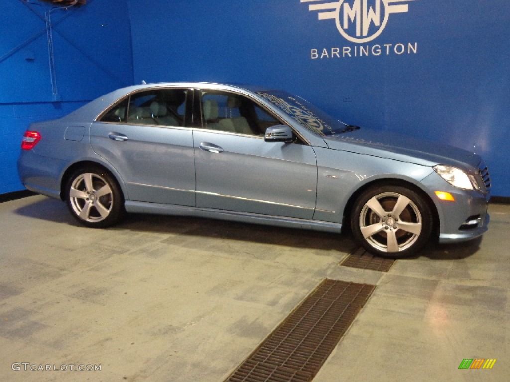 2012 E 350 4Matic Sedan - Quartz Blue Metallic / Ash/Black photo #14