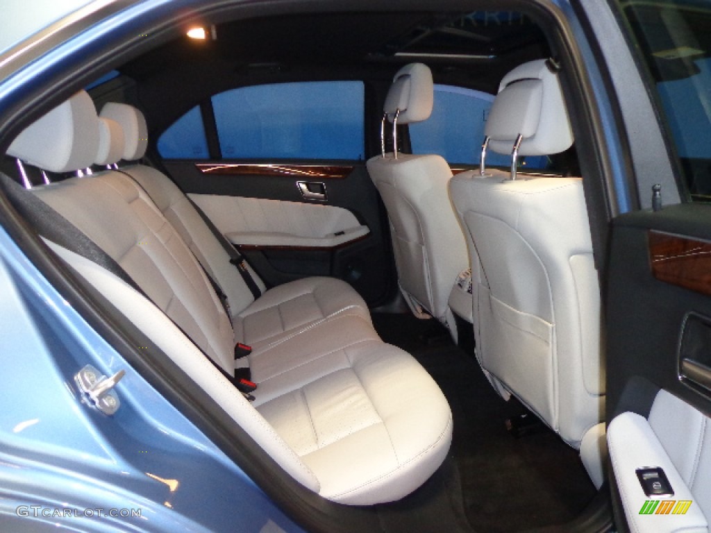 2012 E 350 4Matic Sedan - Quartz Blue Metallic / Ash/Black photo #29