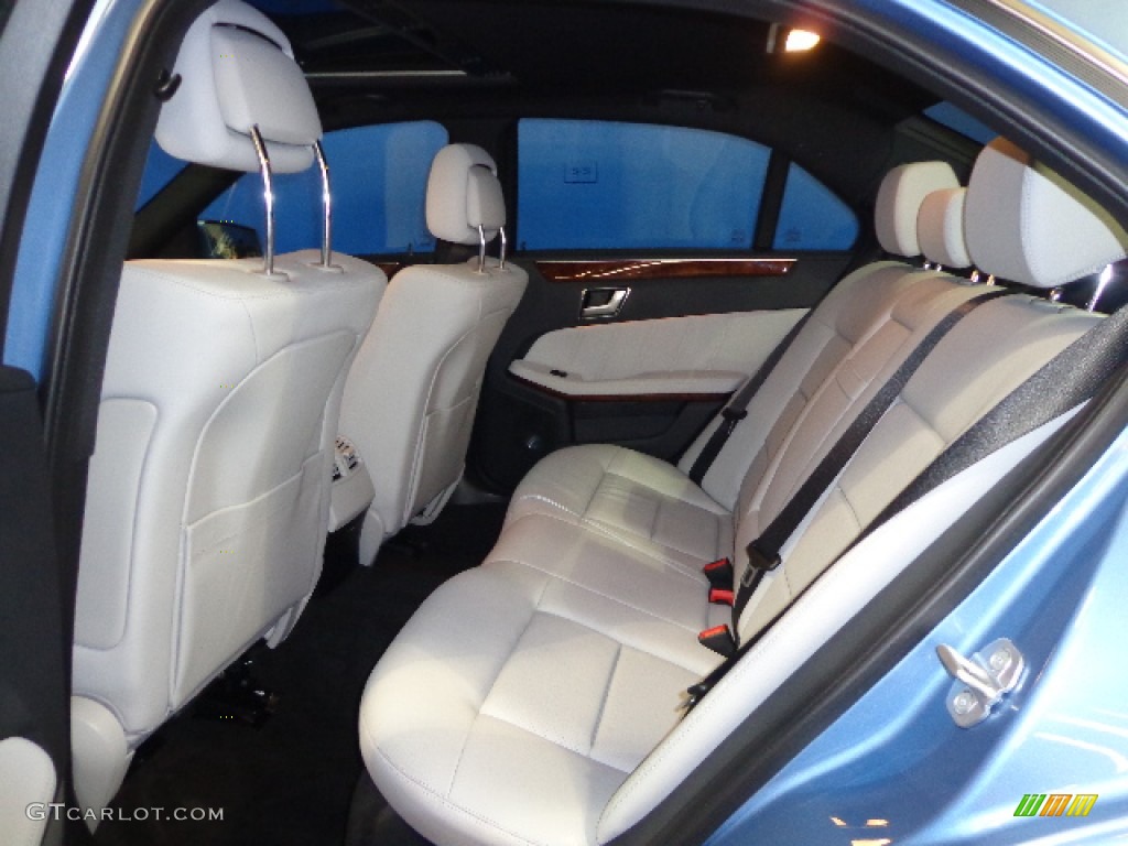 2012 E 350 4Matic Sedan - Quartz Blue Metallic / Ash/Black photo #33