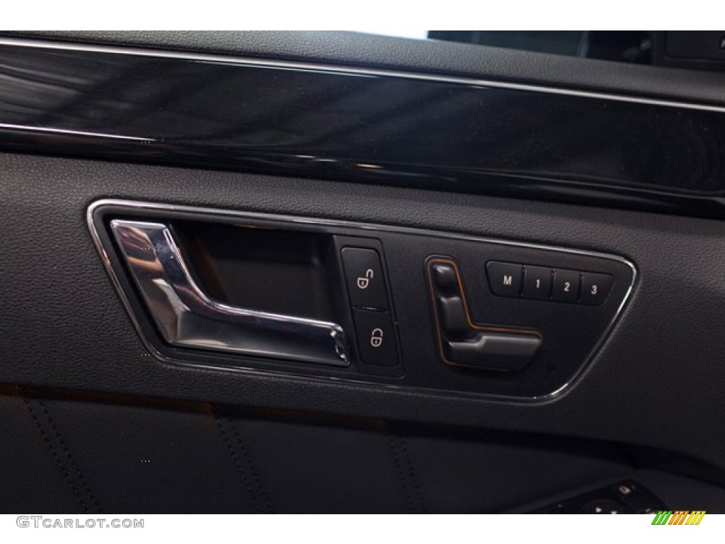 2010 Mercedes-Benz E 550 4Matic Sedan Controls Photo #86790147