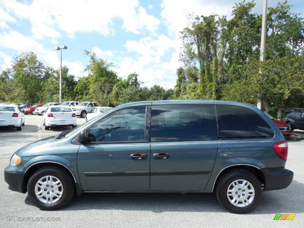 2007 Caravan SE - Magnesium Green Pearl / Medium Slate Gray photo #2