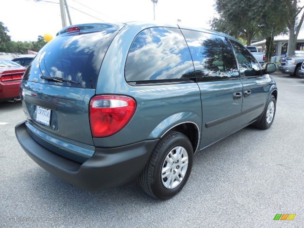 2007 Caravan SE - Magnesium Green Pearl / Medium Slate Gray photo #10