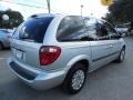 Bright Silver Metallic - Town & Country  Photo No. 10