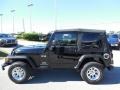 Black - Wrangler X 4x4 Photo No. 2
