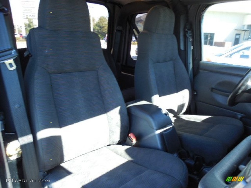 2004 Wrangler X 4x4 - Black / Dark Slate Gray photo #12