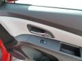 Red Hot - Cruze LS Photo No. 4