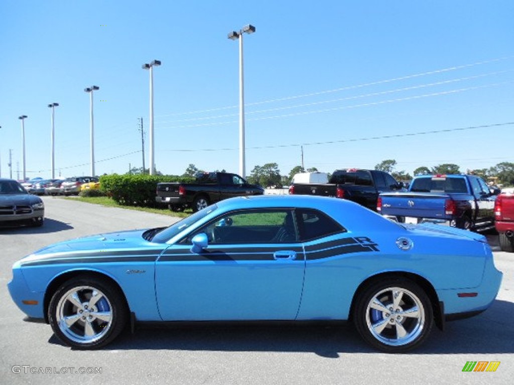 B5 Blue Pearl Coat 2009 Dodge Challenger R/T Classic Exterior Photo #86796285