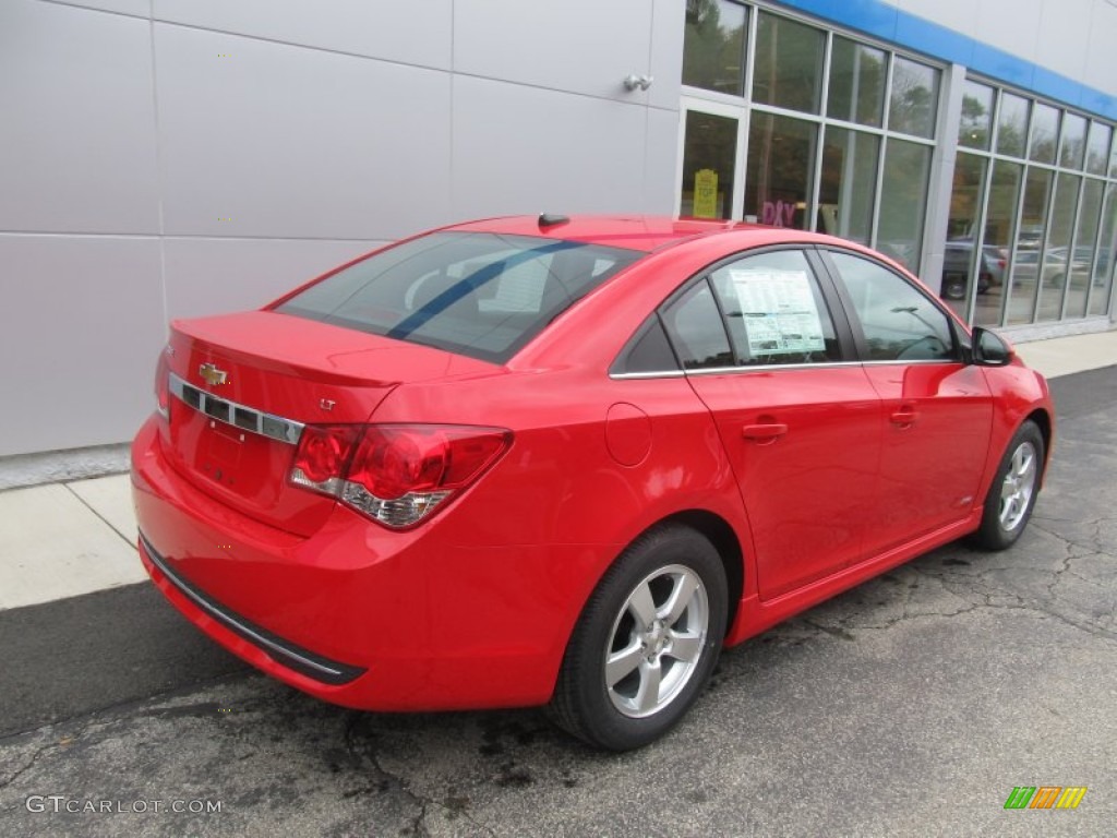 2014 Cruze LT - Red Hot / Jet Black photo #4