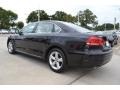 Black - Passat 2.5L SE Photo No. 3