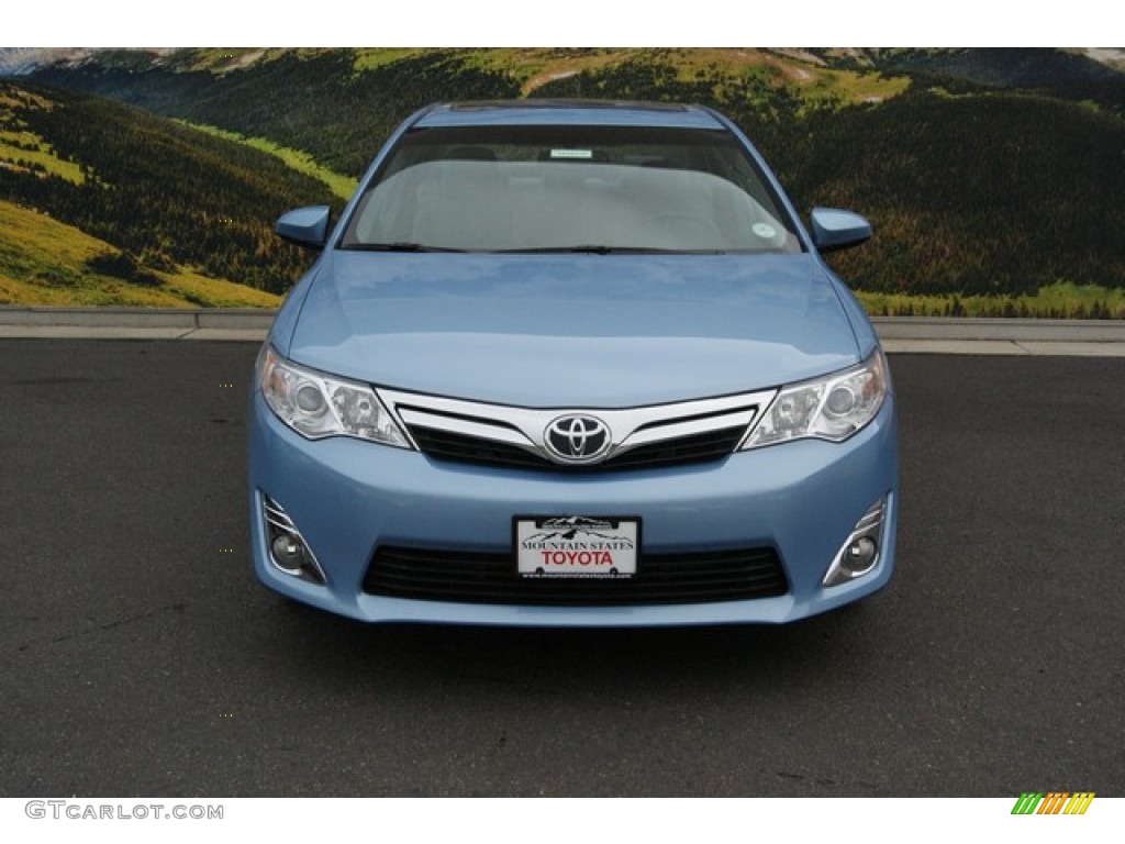 2014 Camry XLE - Clearwater Blue Metallic / Ash photo #2