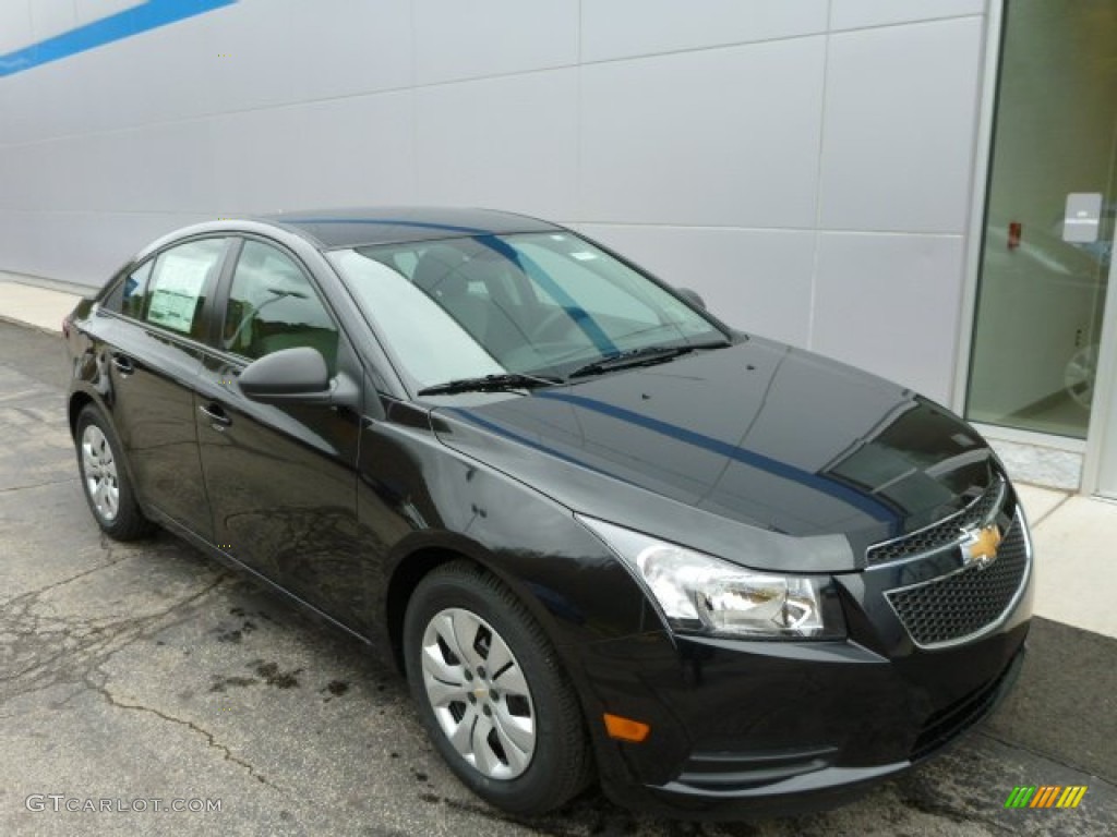 2014 Cruze LS - Black Granite Metallic / Jet Black/Medium Titanium photo #1