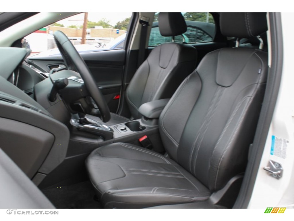 2012 Focus Titanium Sedan - White Platinum Tricoat Metallic / Charcoal Black Leather photo #11